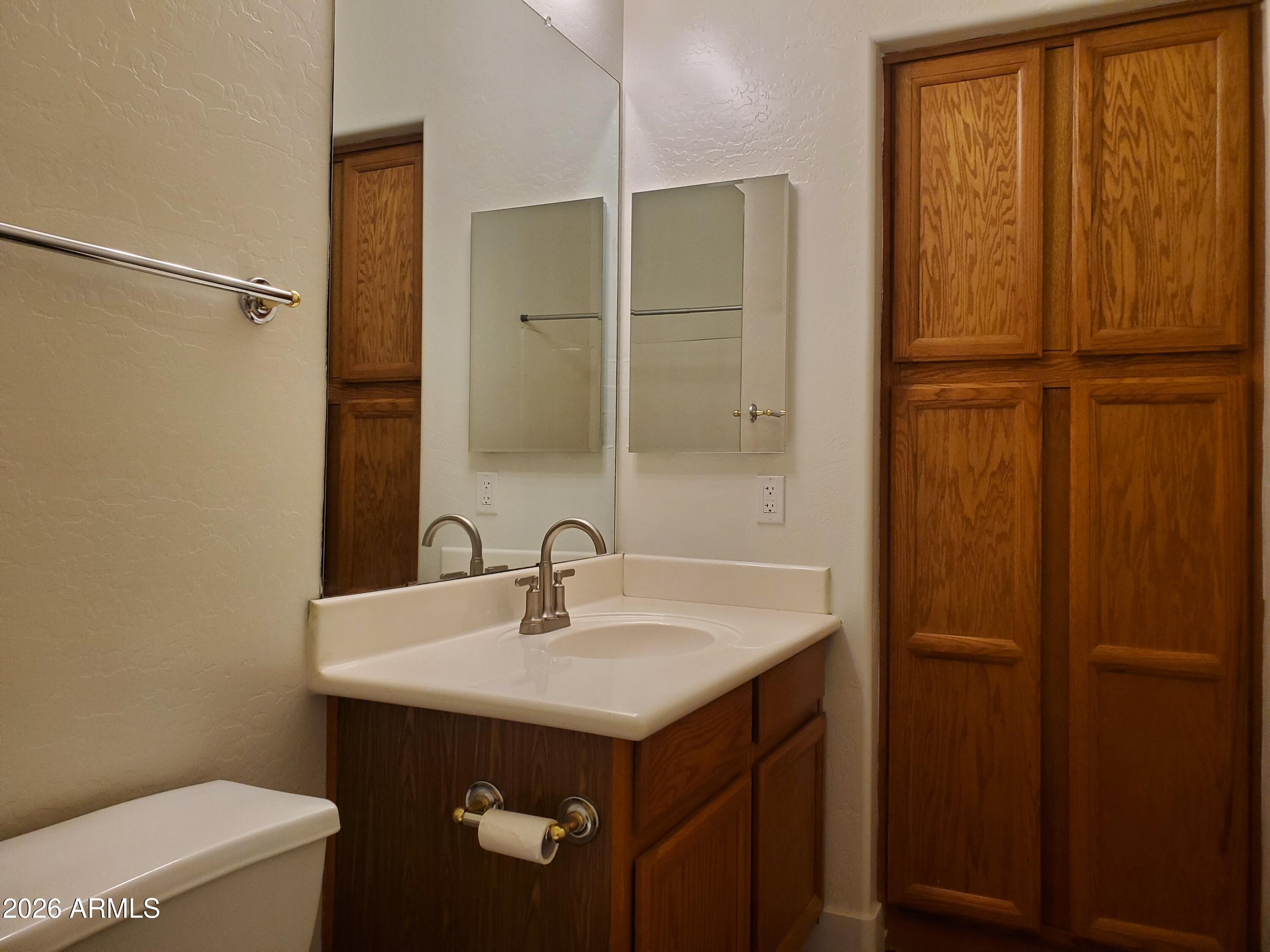 2430 East Darrel Road Phoenix, AZ 85042 - Photo 49 of 64 Guest Bathroom