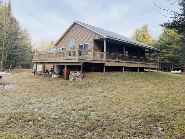 1315 Shady Shores Road Lupton, MI 48635 - Photo 4 of 19 1870800-3.JPG