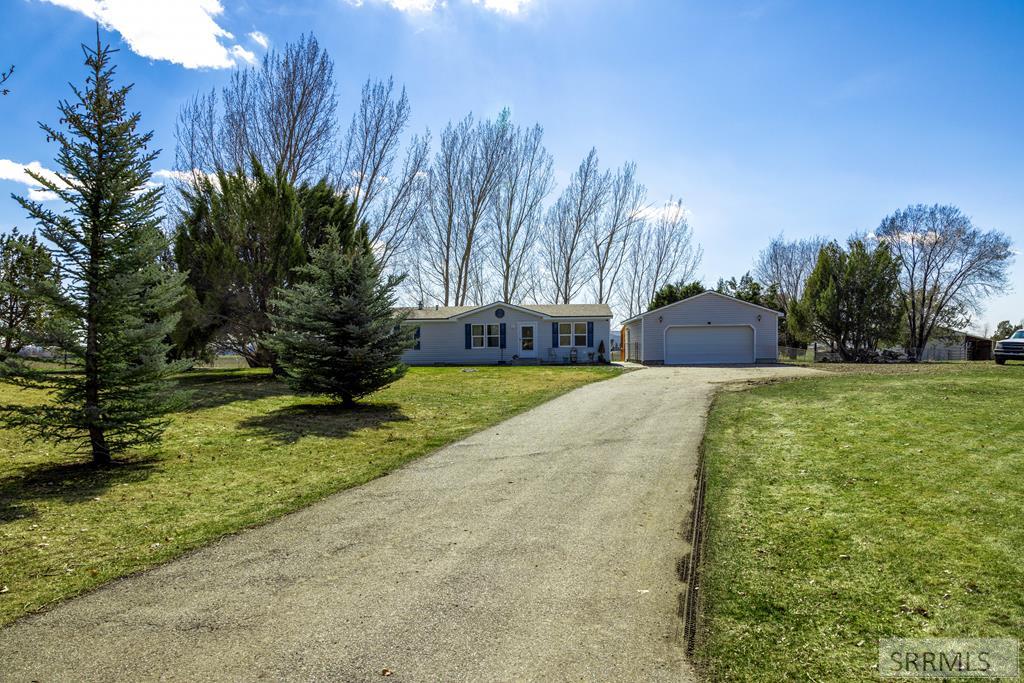 183 North 4642 East Rigby, ID 83442 - Photo 1 of 1 Main View