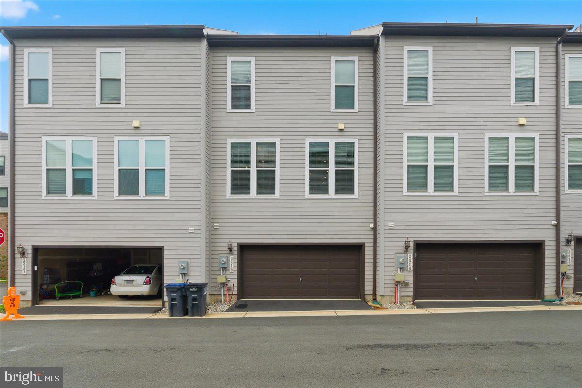 2315 Liberty Loop Herndon, VA 20171 - Photo 33 of 39 2 car garage