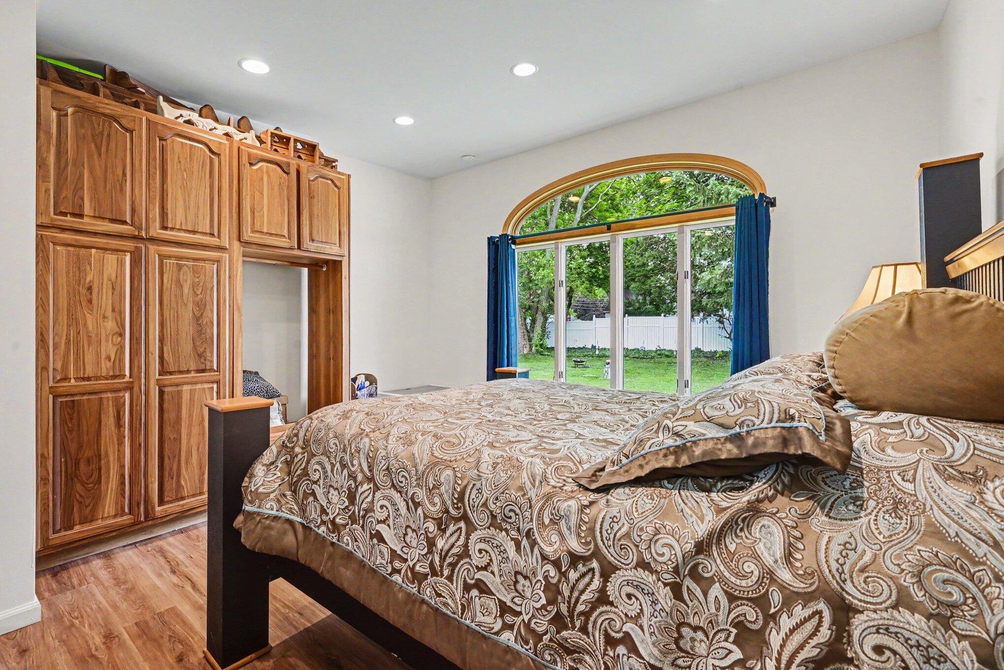 3923 Devonshire Avenue Kalamazoo, MI 49006 - Photo 14 of 23 015_file_9480