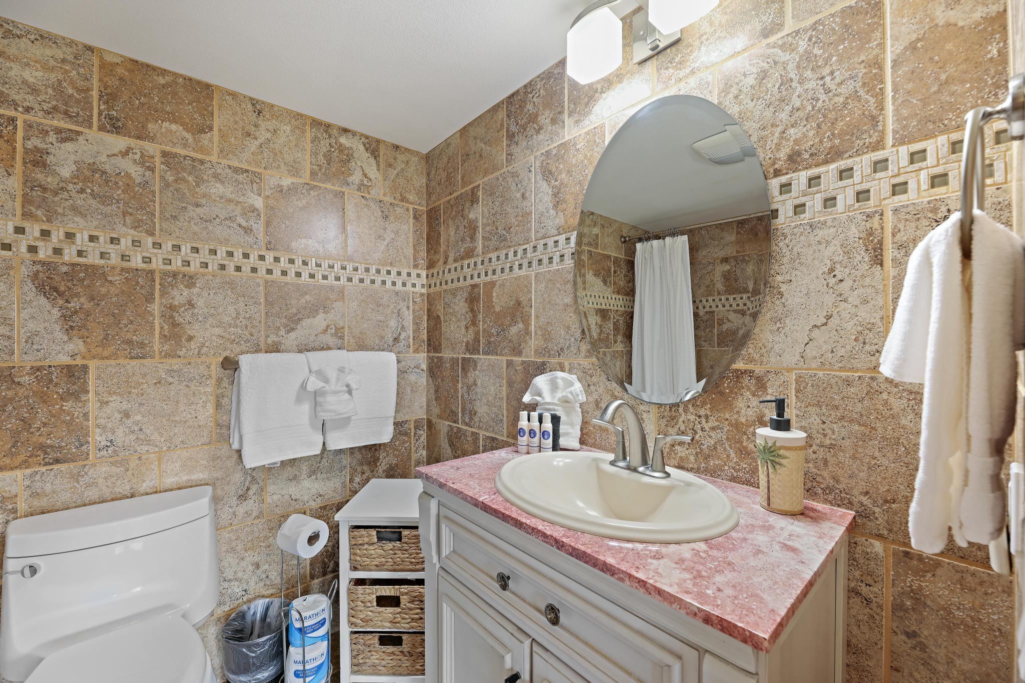4242 Lower Honoapiilani Road, Unit E601 Lahaina, HI 96761 - Photo 18 of 25 Gallery Image 18
