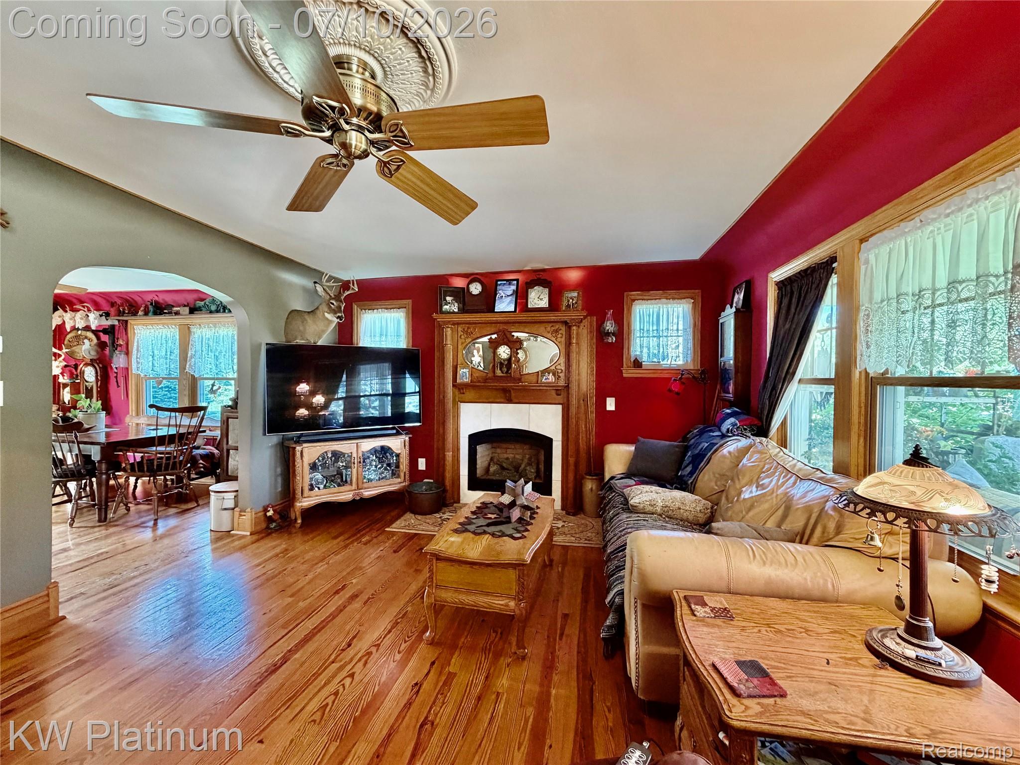 1581 Emerson Road Goodells, MI 48027 - Photo 3 of 45 Living room
