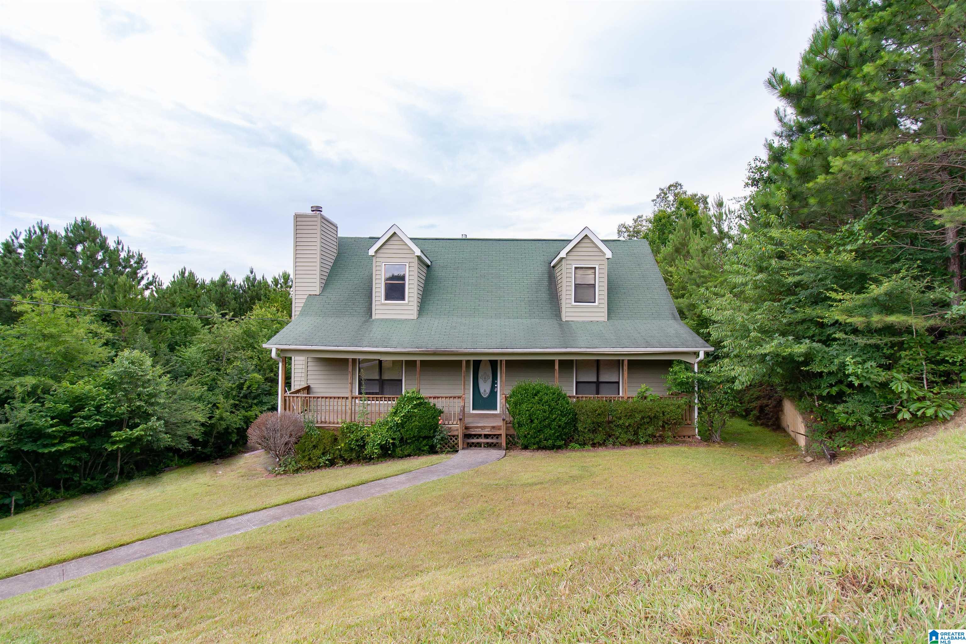 2904 Pinetree Street Moody, AL 35004 - Photo 2 of 21