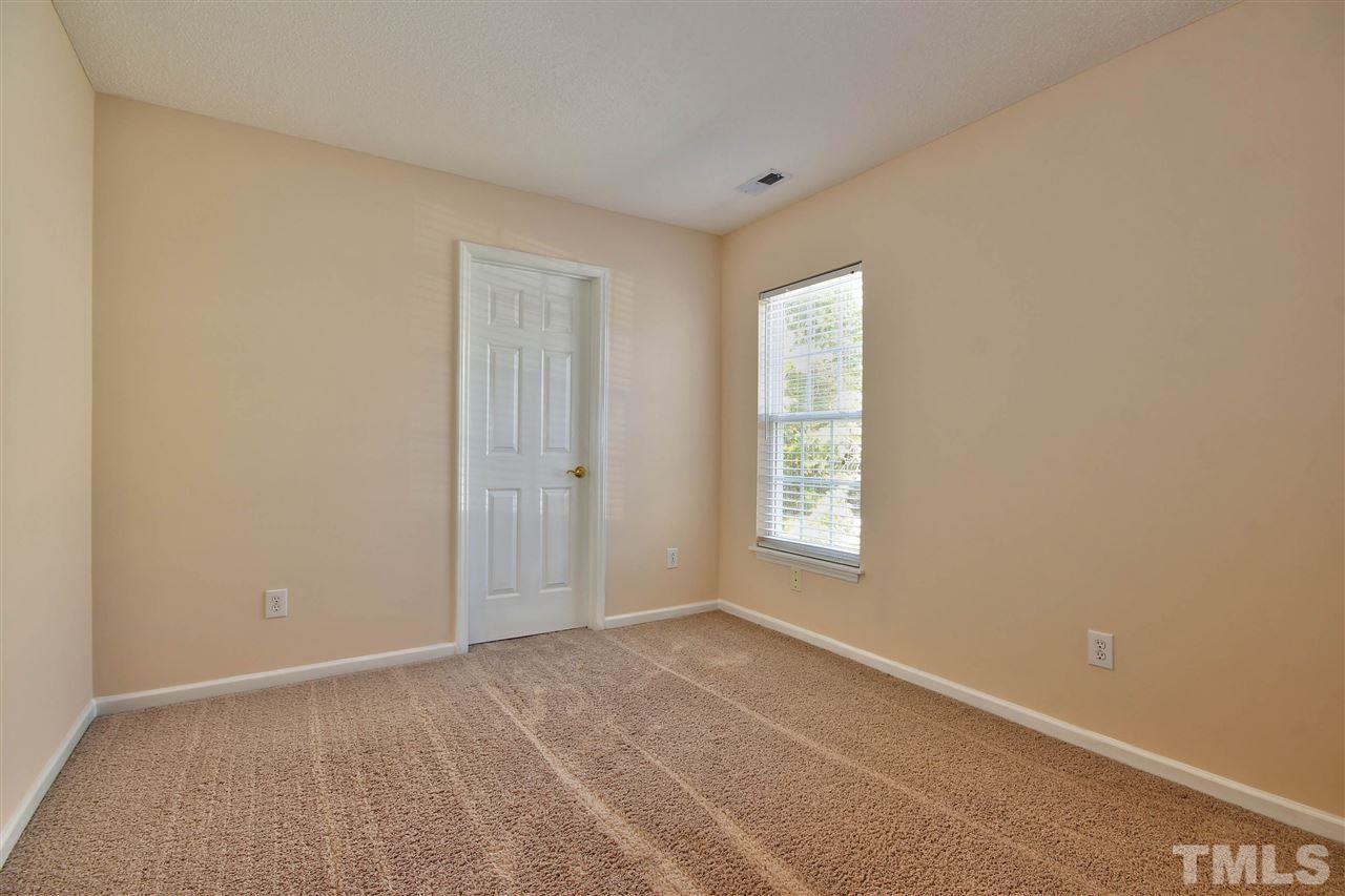 2425 Springfield Park Drive Raleigh, NC 27614 - Photo 10 of 13