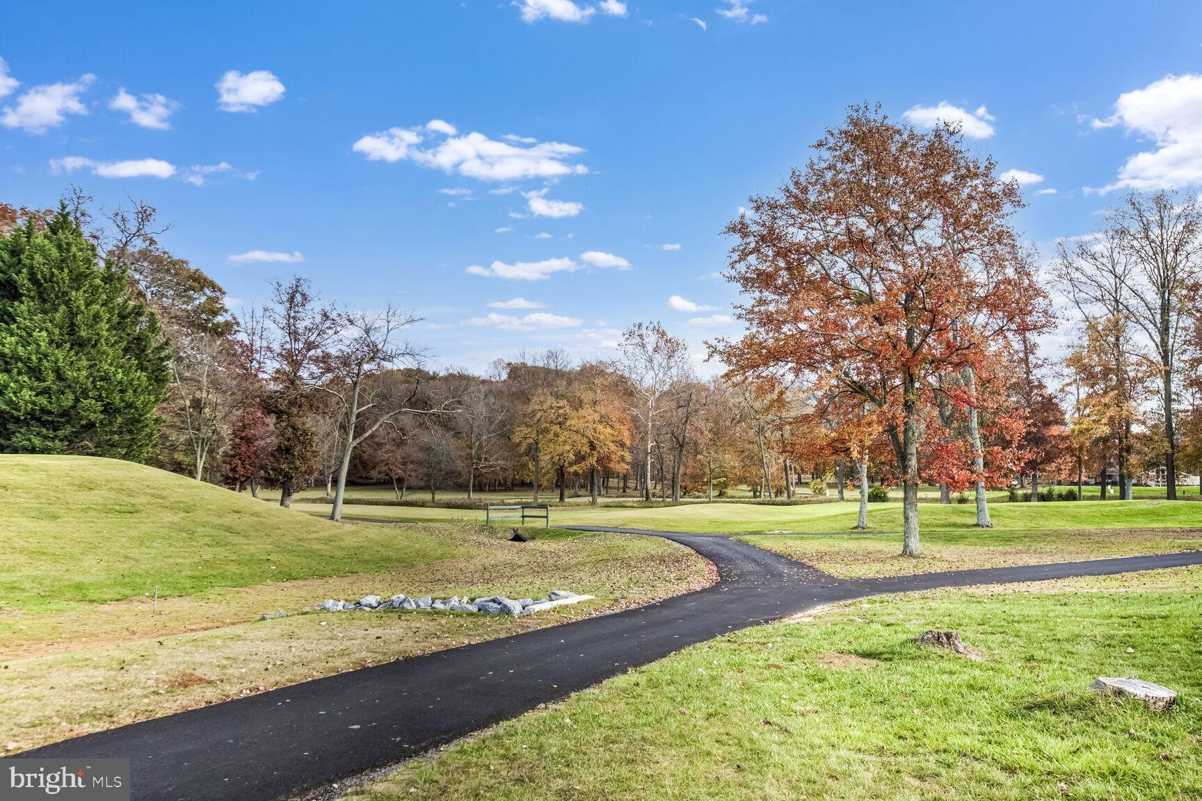 15100 Interlachen Drive, Unit 4901 Silver Spring, MD 20906 - Photo 23 of 31 18-hole golf course