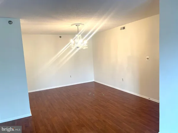 $2,400 | 15100 Interlachen Drive, Unit 4901, Silver Spring, MD 20906