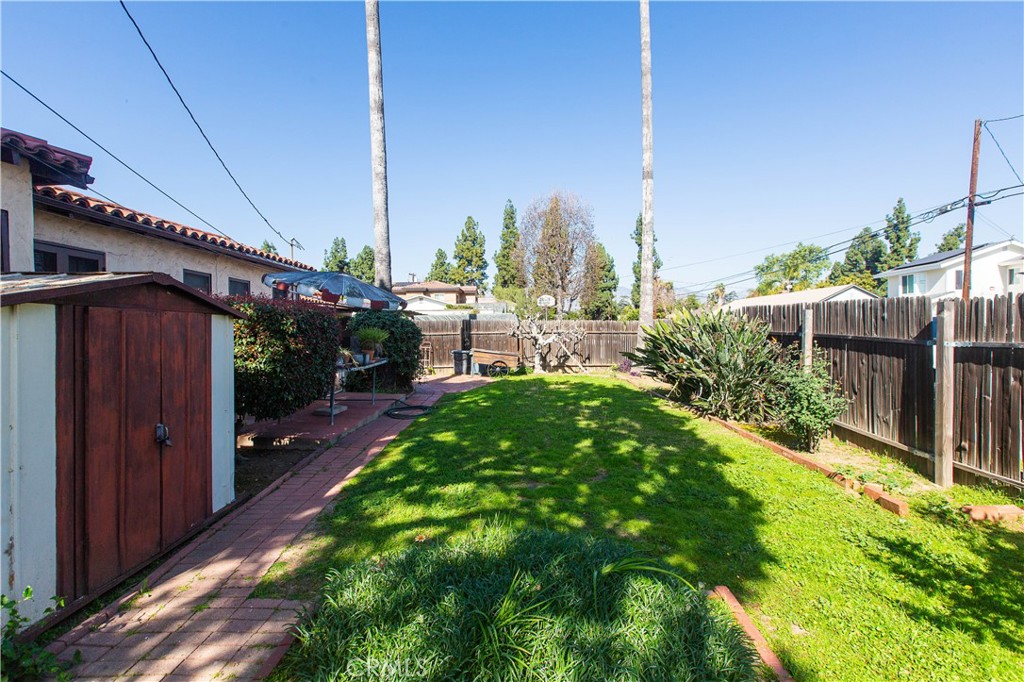 9855 La Rosa Drive Temple City, CA 91780 - Photo 15 of 39 a view of yard from a corridor