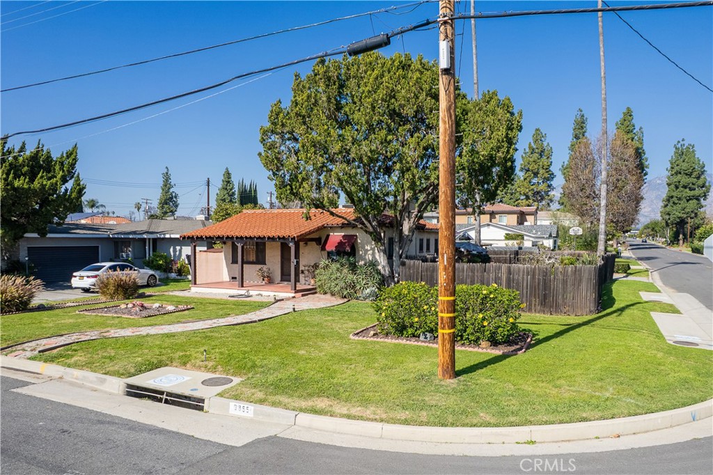 9855 La Rosa Drive Temple City, CA 91780 - Photo 19 of 39 a view of a backyard with sitting area