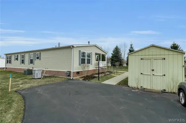 $185,000 | 4665 Cotherstone Circle, Clarence, NY 14031