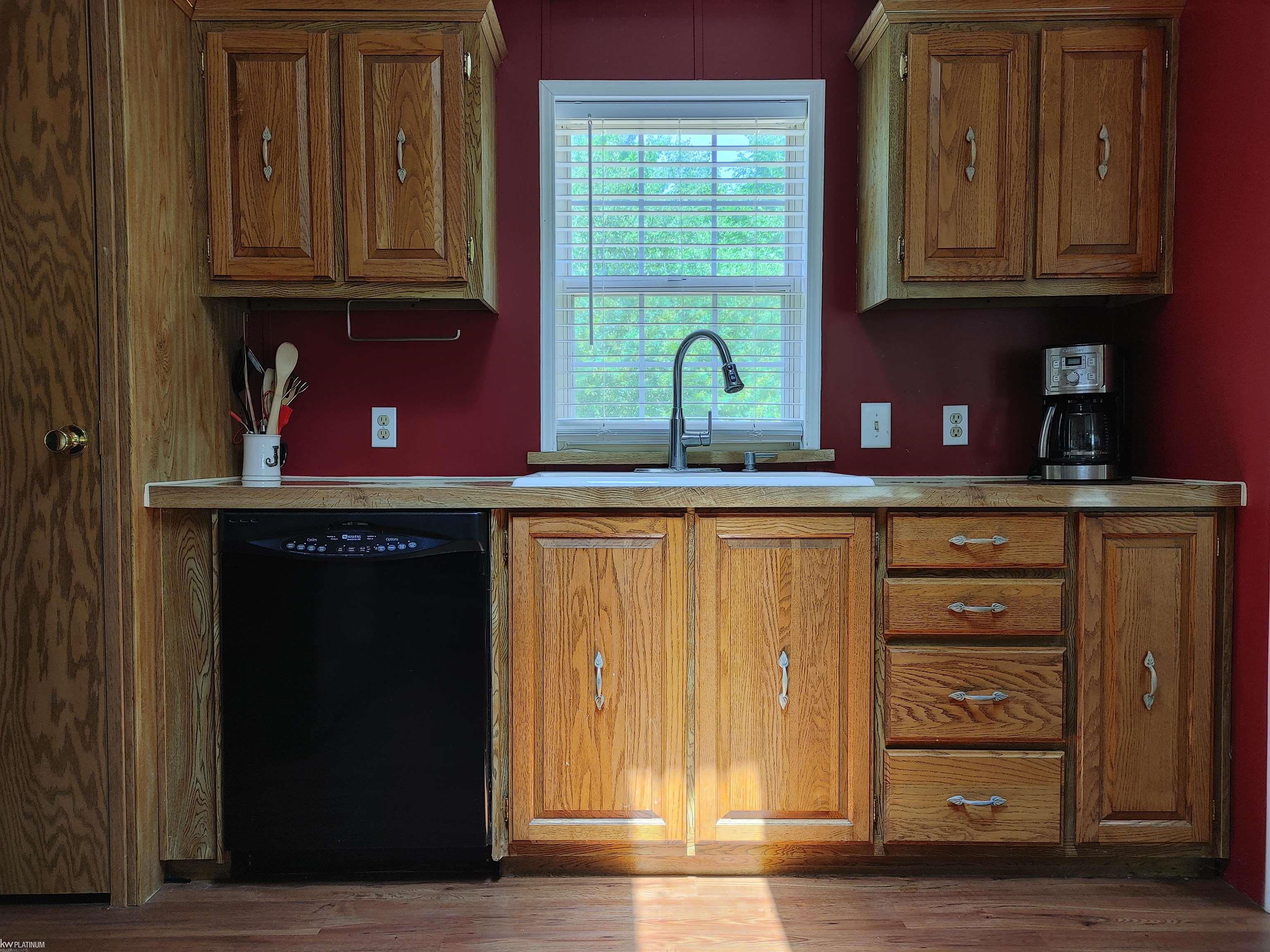 2070 Waterman Road Mayville, MI 48744 - Photo 8 of 26 50112964-7.JPG