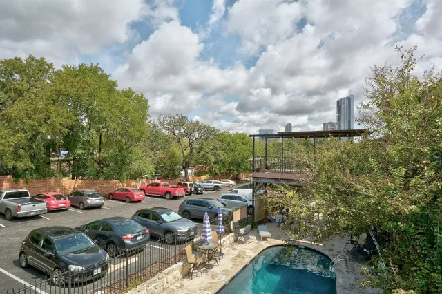 $2,195 | 1202 Newning Avenue, Unit 202, Austin, TX 78704