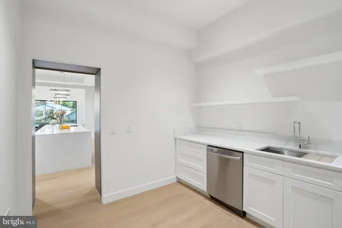 $2,349,888 | 7421 Magarity Road, Falls Church, VA 22043