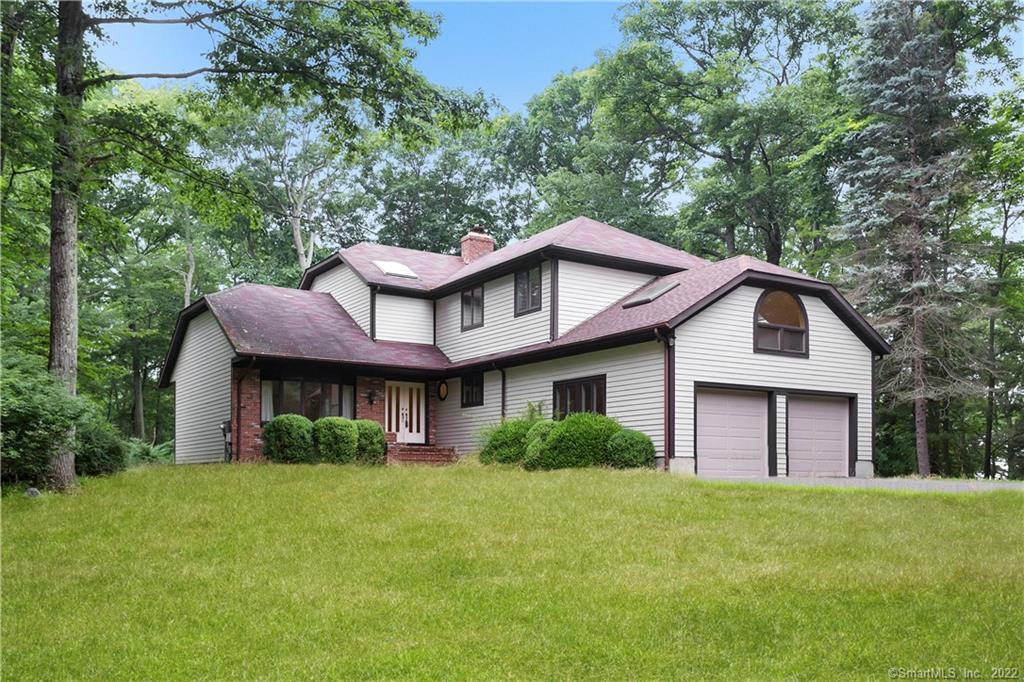 17 Hillcrest Court Ridgefield, CT 06877 - Photo 1 of 1