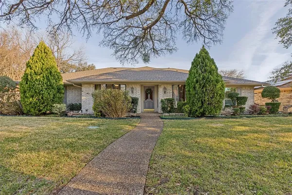 $525,000 | 2809 Knollwood Drive, Plano, TX 75075