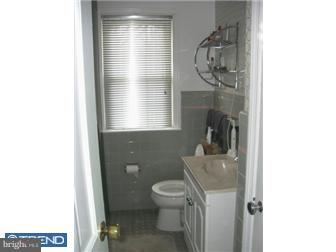 124 Colwick Road Cherry Hill, NJ 08002 - Photo 7 of 9 Bathroom