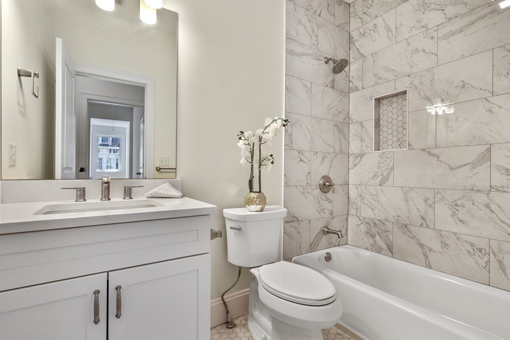 68 Chestnut Street, Unit 3 Newton, MA 02465 - Photo 7 of 16