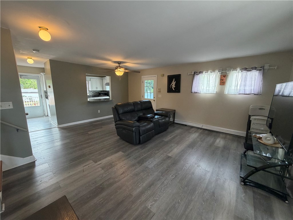 324 Dudley Street Providence, RI 02907 - Photo 5 of 24