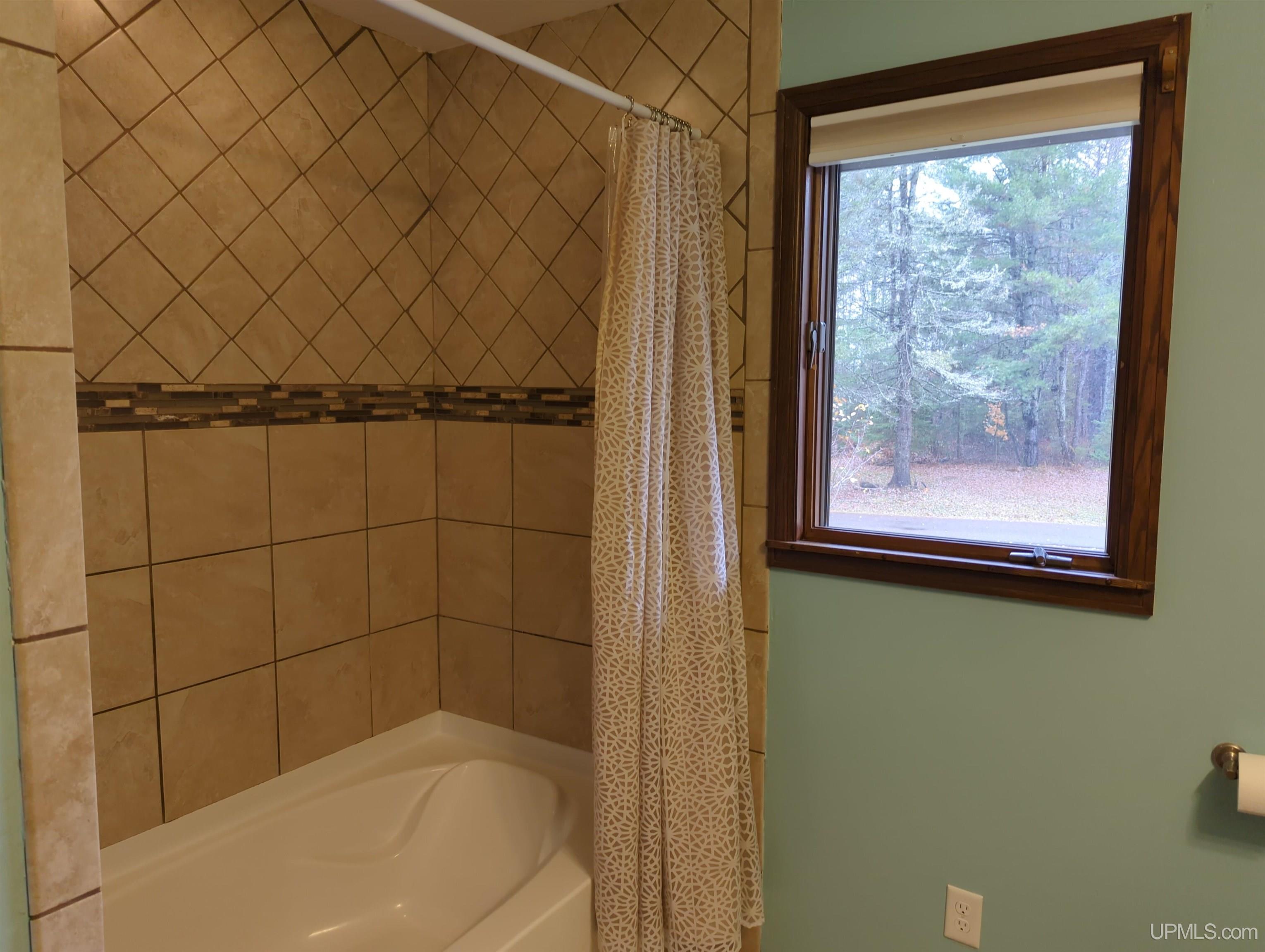 1580 Rd PI Ishpeming, MI 49849 - Photo 14 of 35 Gallery Image 14