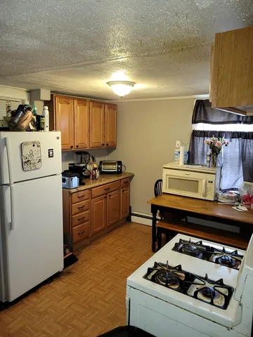 $899,900 | 6 Munroe Street, Peabody, MA 01960