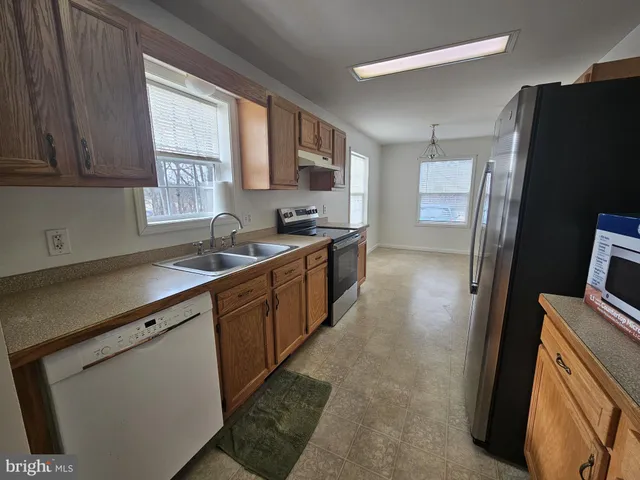 $2,200 | 1806 Highway 212, Unit 212, Quakertown, PA 18951