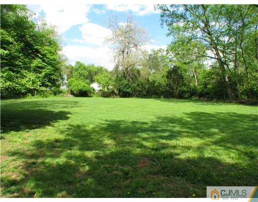 213 Overbrook Road Piscataway, NJ 08854 - Photo 14 of 14 Gallery Image 14