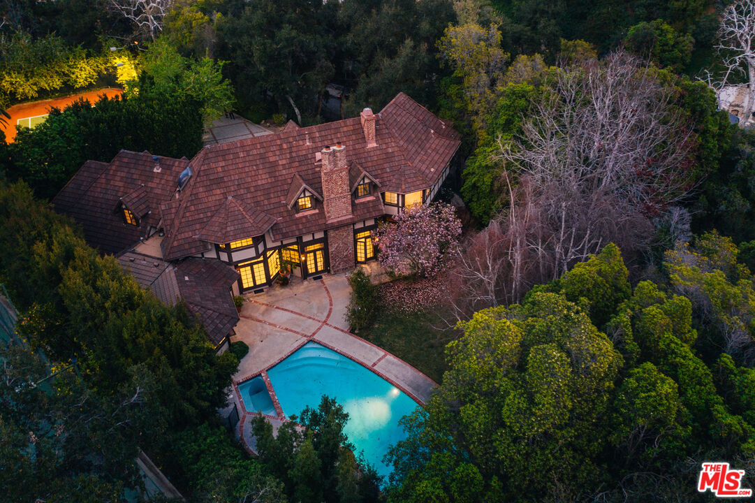 1509 Stone Canyon Road Los Angeles, CA 90077 - Photo 3 of 13