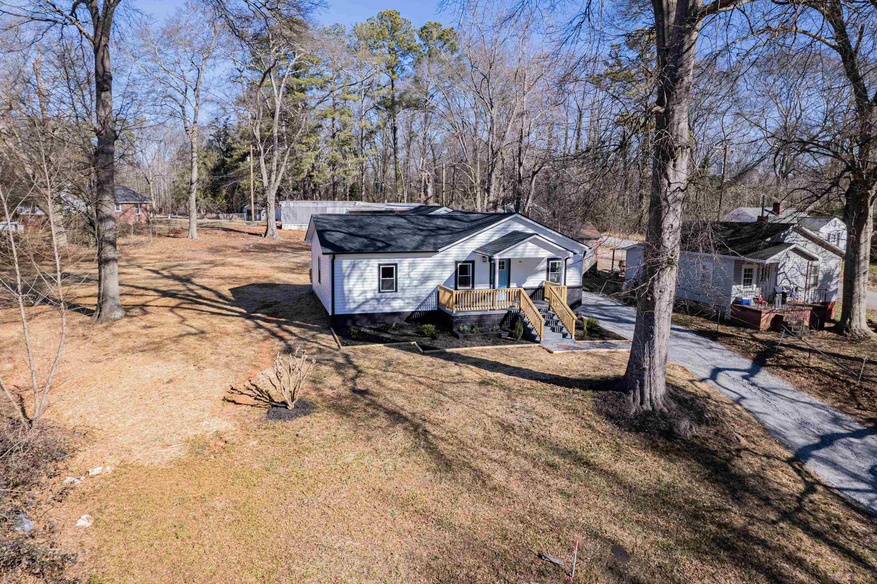 902 Jackson Street Anderson, SC 29625 - Photo 3 of 33 Gallery Image 3