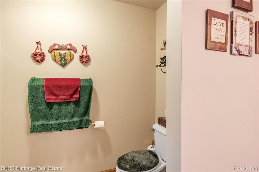 2682 East Maple Road Milford, MI 48381 - Photo 20 of 58 Gallery Image 20