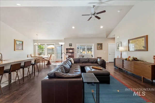 $510,000 | 4132 East Silverking Lane, Meridian, ID 83642