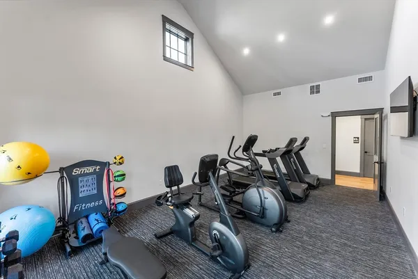 a view of a yard in front of house