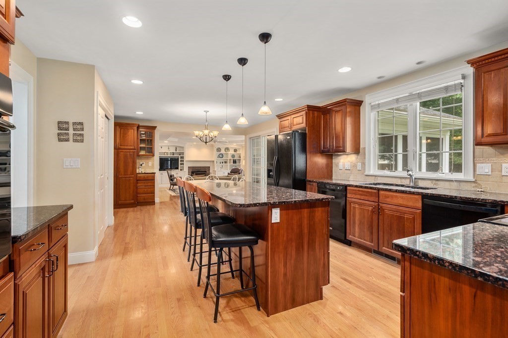 12 Elwin Road Natick, MA 01760 - Photo 10 of 40 Gallery Image 10