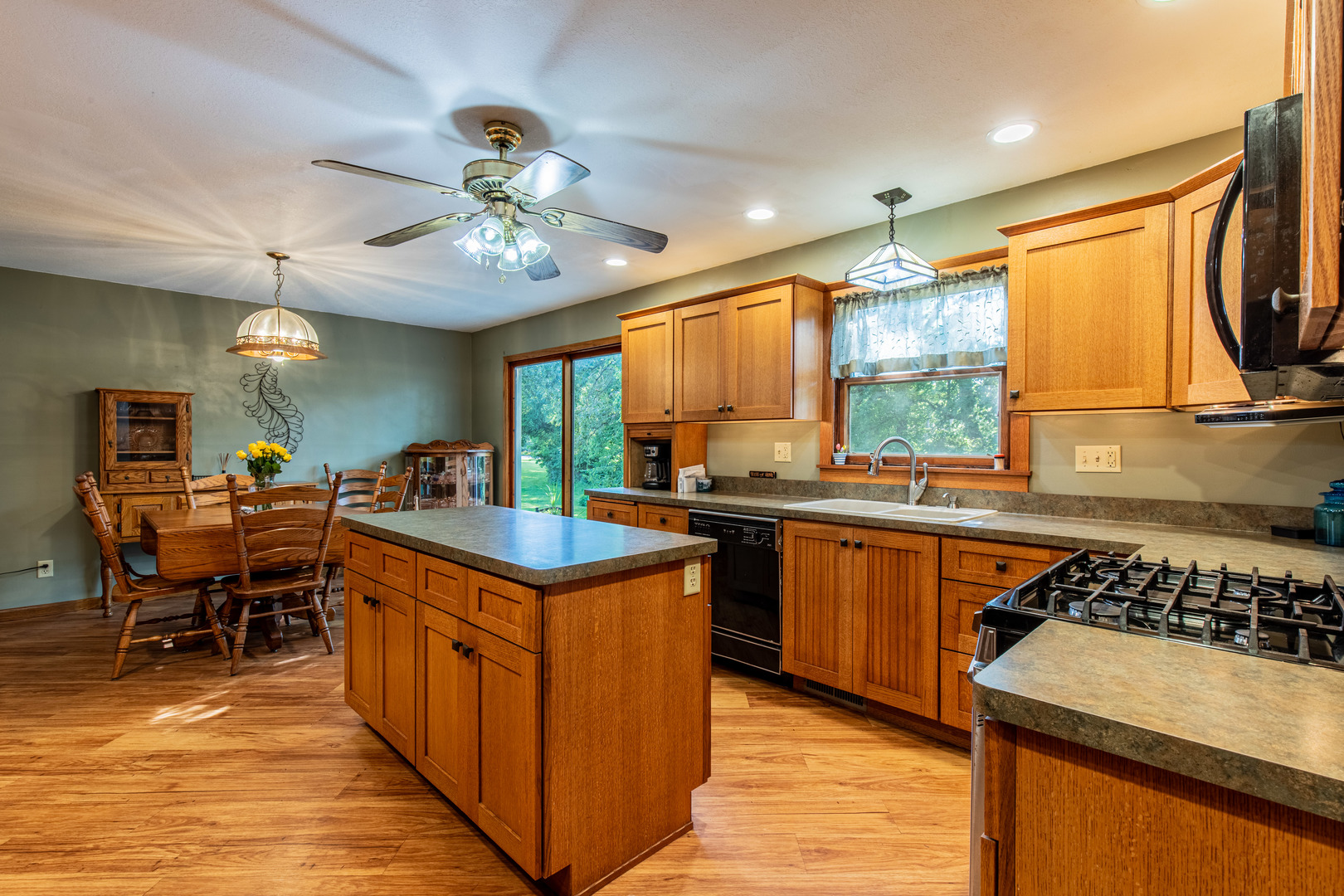 14389 Lovers Lane Road Princeton, IL 61356 - Photo 11 of 37 Gallery Image 11