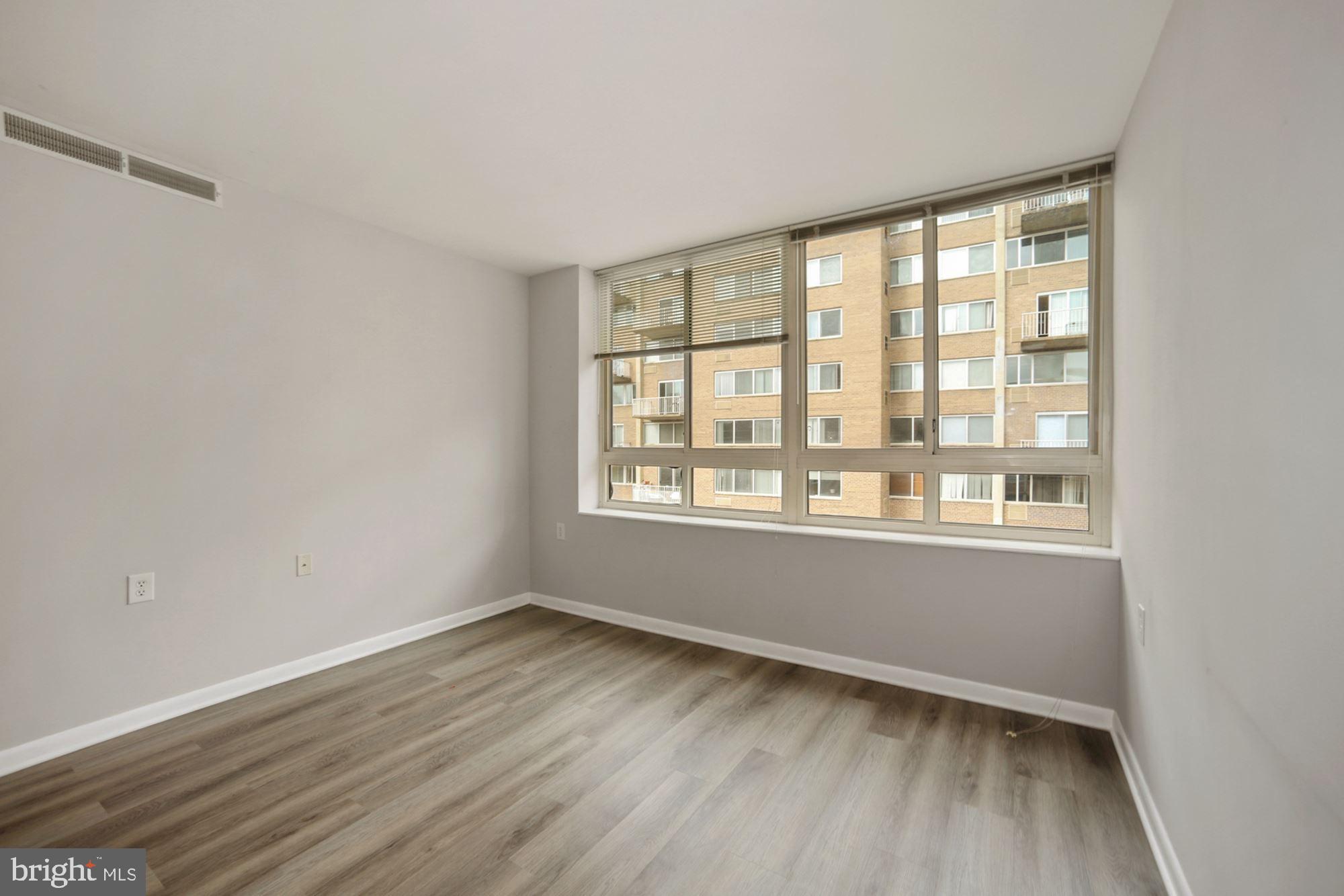 350 G Street Southwest, Unit N522 Washington, DC 20024 - Photo 11 of 18