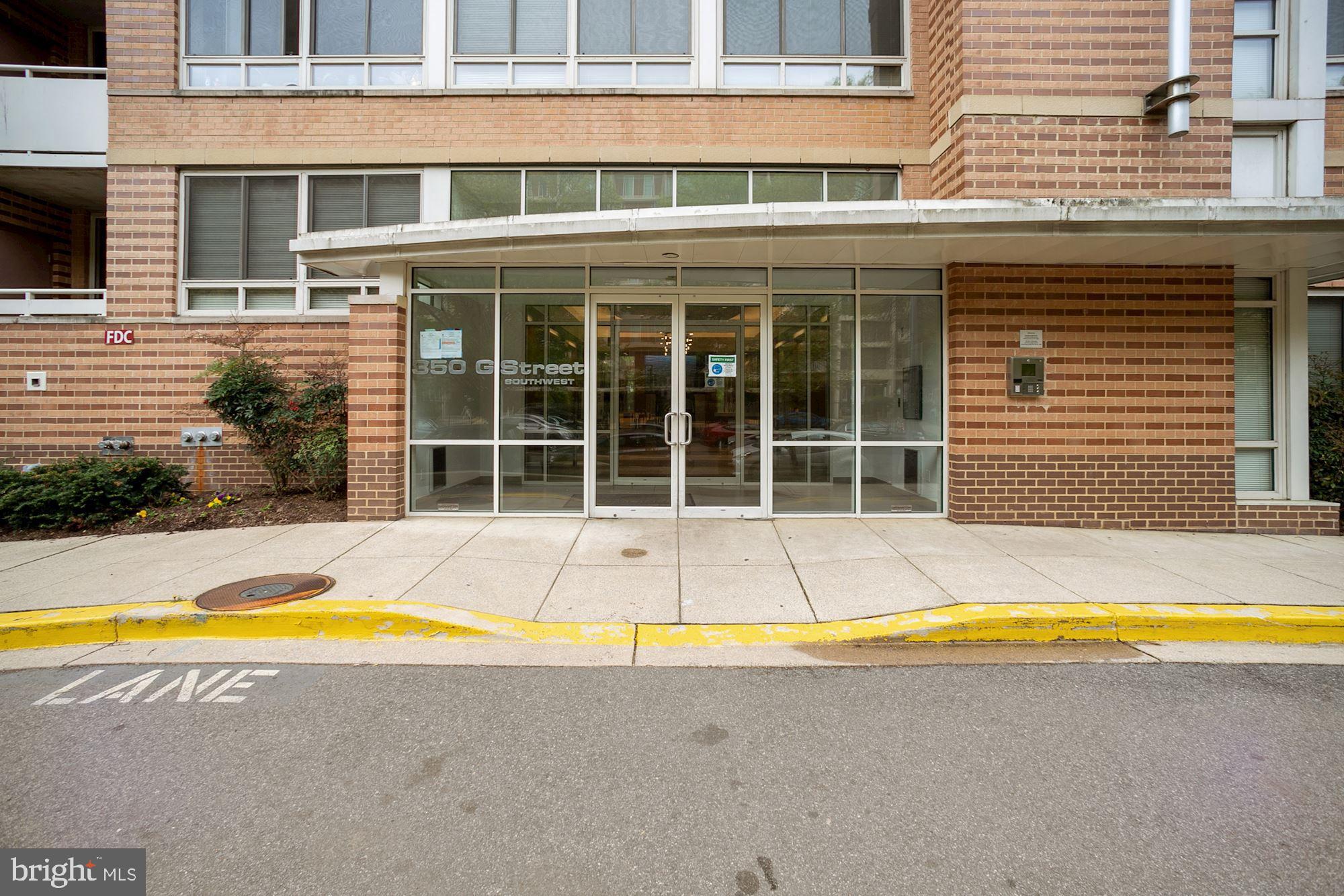 350 G Street Southwest, Unit N522 Washington, DC 20024 - Photo 2 of 18