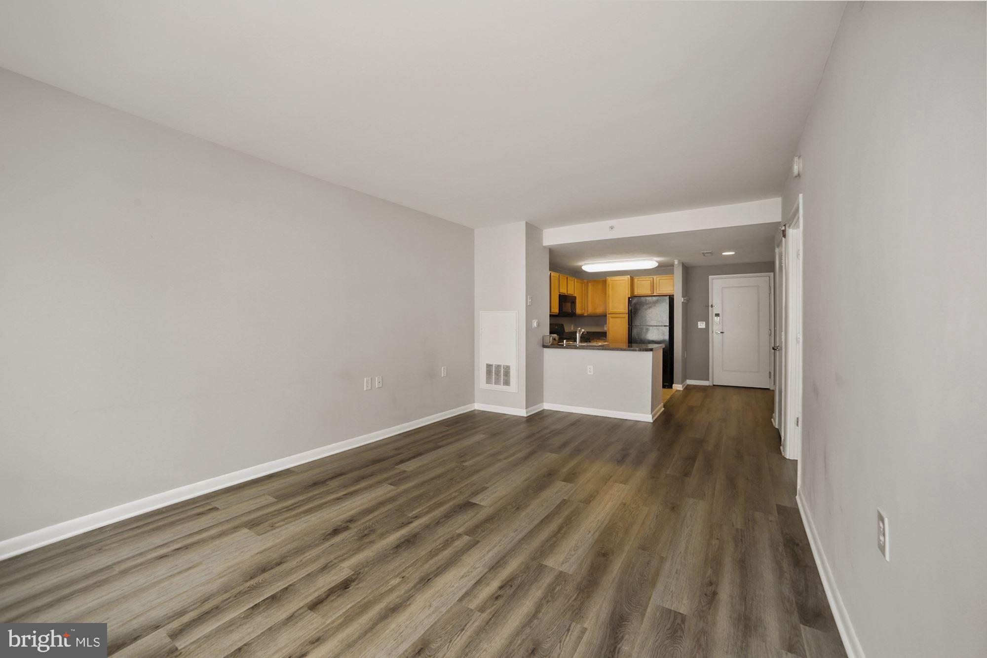 350 G Street Southwest, Unit N522 Washington, DC 20024 - Photo 10 of 18