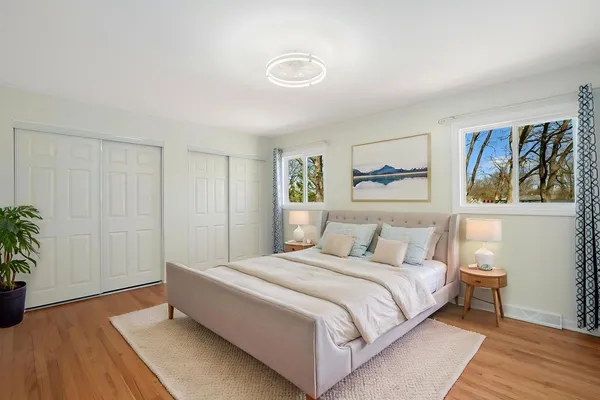 $759,999 | 104 East Louis Avenue, Lake Forest, IL 60045