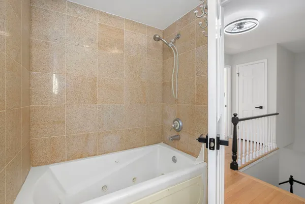 $759,999 | 104 East Louis Avenue, Lake Forest, IL 60045