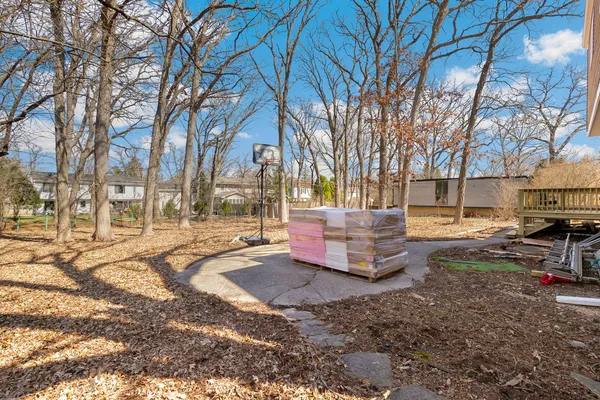 $759,999 | 104 East Louis Avenue, Lake Forest, IL 60045