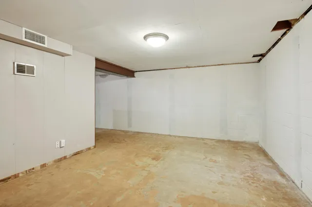 $260,000 | 3809 East 45th Street, Minneapolis, MN 55406