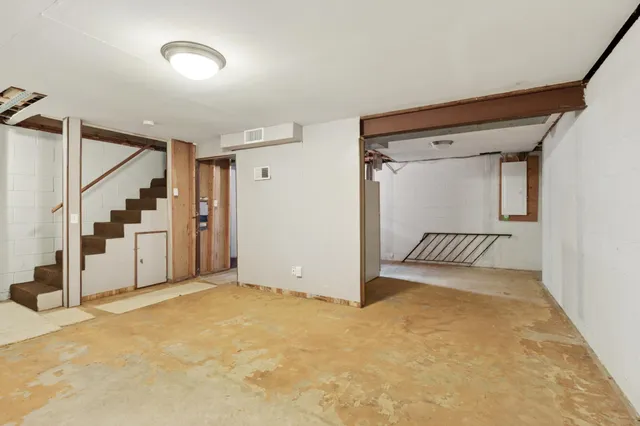 $260,000 | 3809 East 45th Street, Minneapolis, MN 55406