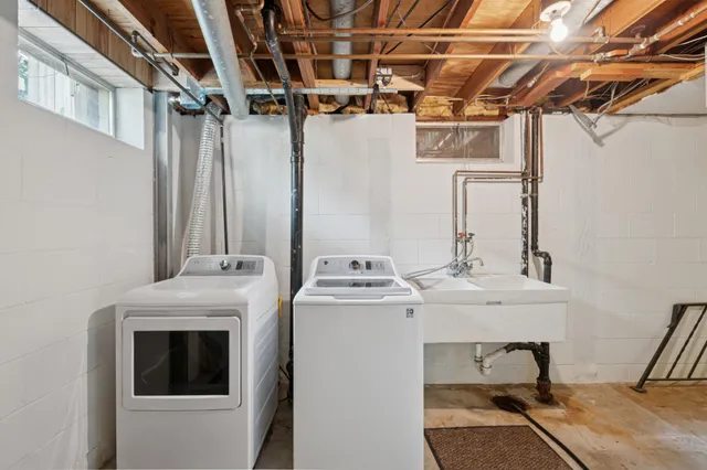 $260,000 | 3809 East 45th Street, Minneapolis, MN 55406