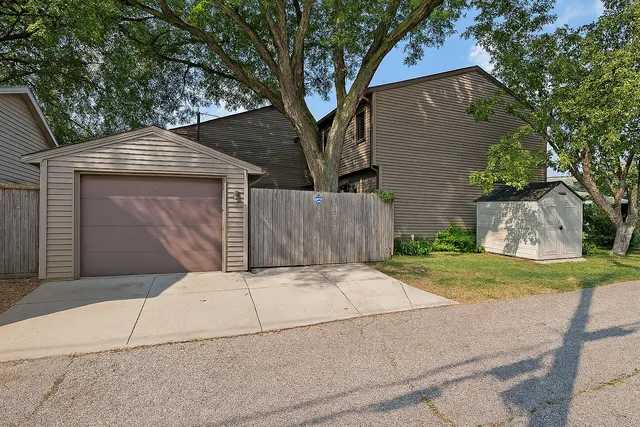 $260,000 | 3809 East 45th Street, Minneapolis, MN 55406