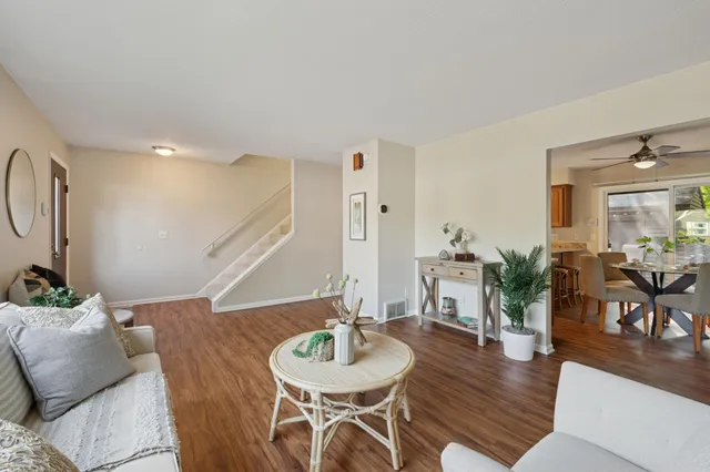 $260,000 | 3809 East 45th Street, Minneapolis, MN 55406