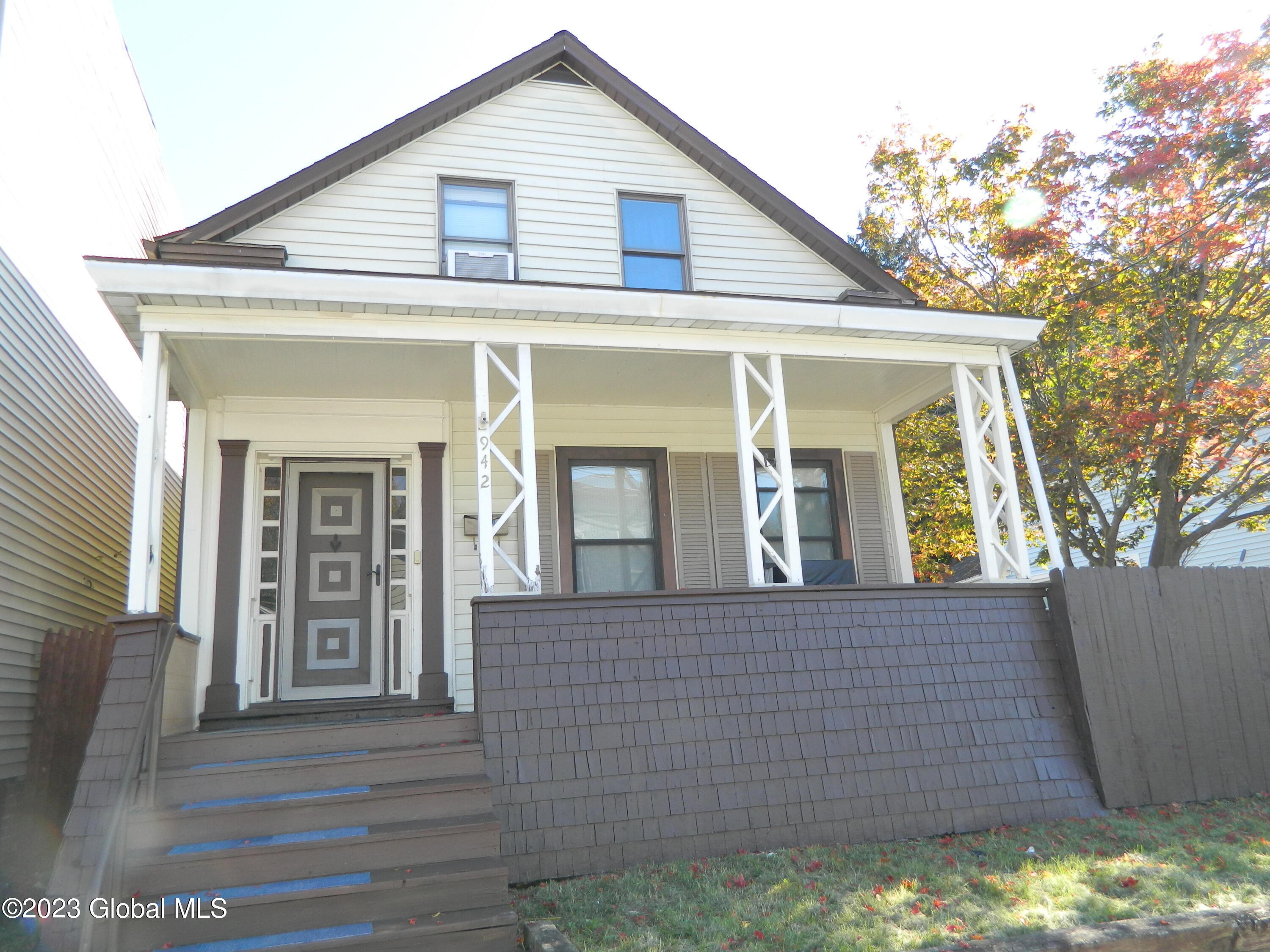 942 3rd Street Rensselaer, NY 12144 - Photo 1 of 23 1