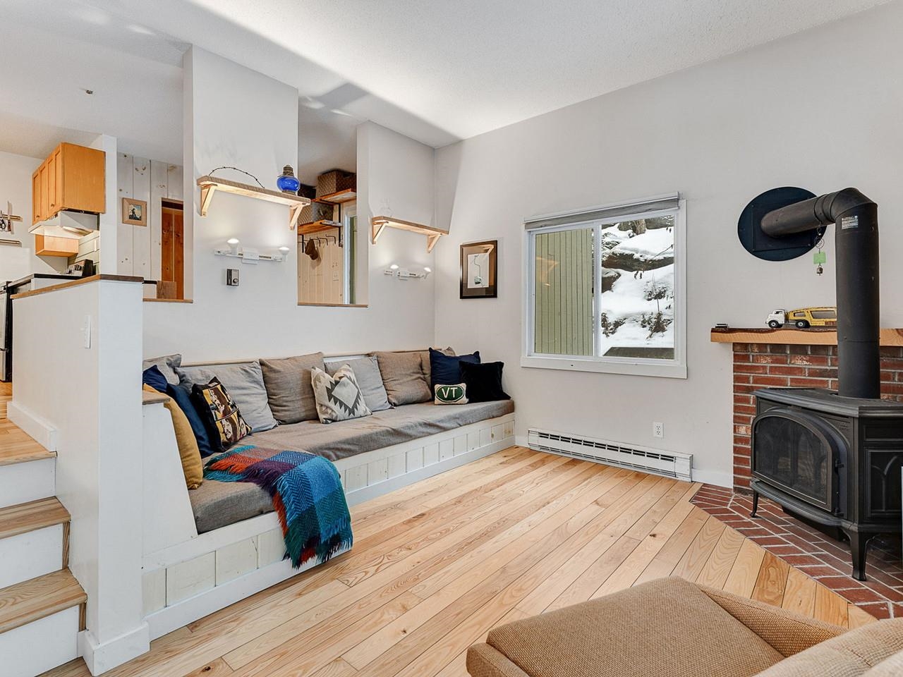 1027 Butternut Hill Road, Unit G2 Waitsfield, VT 05673 - Photo 4 of 43