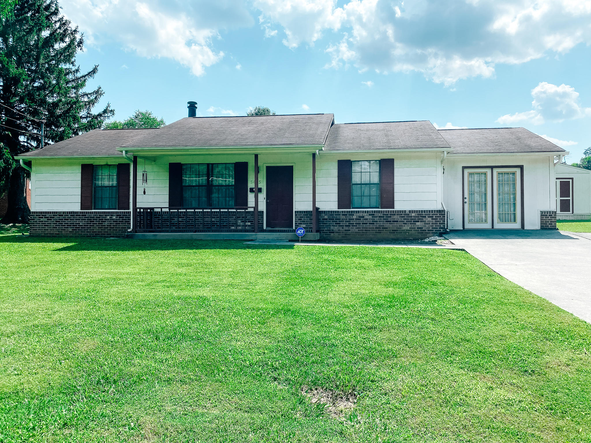 5405 Palmetto Road Knoxville, TN 37921 - Photo 2 of 25 IMG_6907
