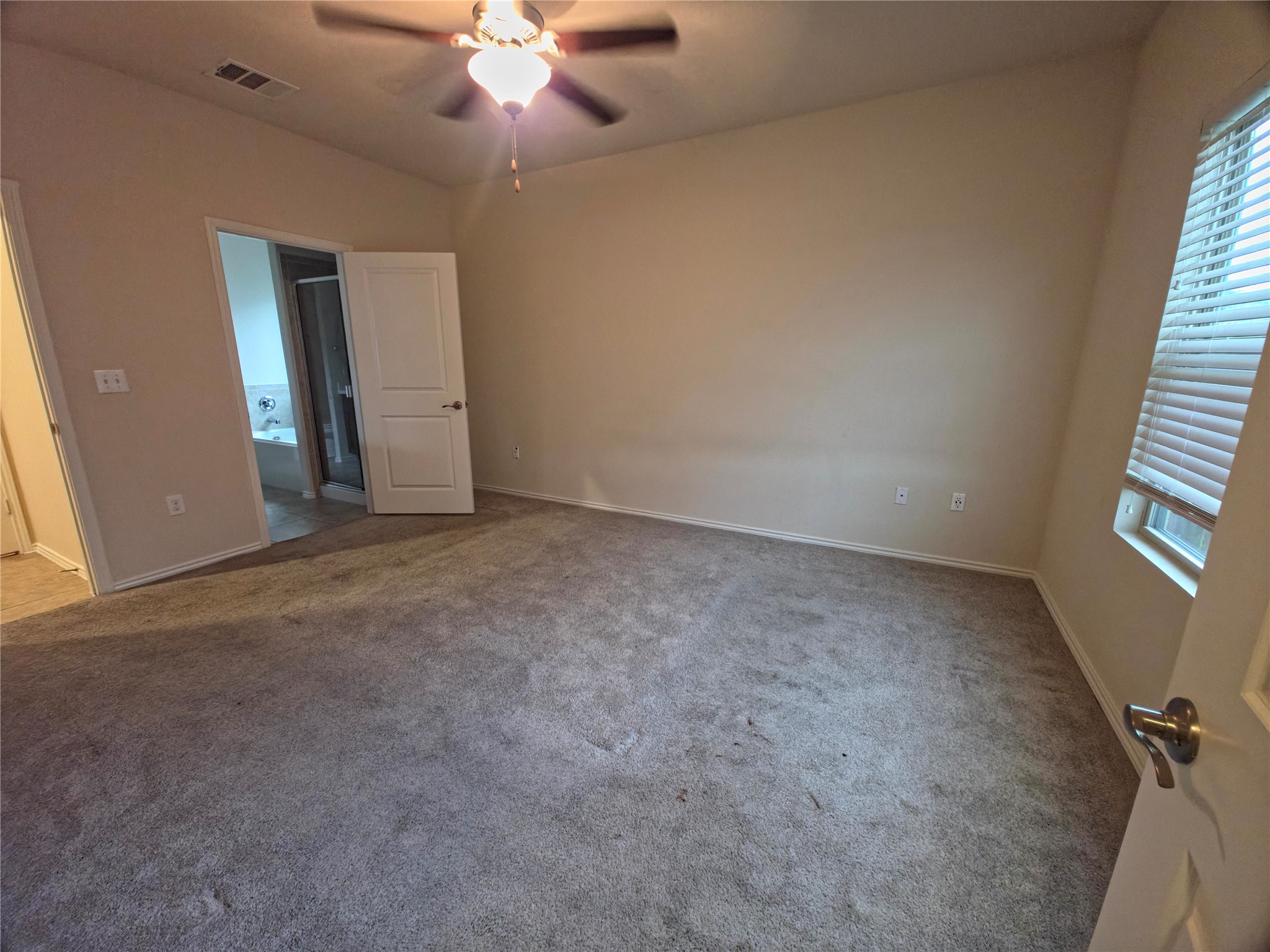 5701 Southerner Way Austin, TX 78747 - Photo 8 of 16