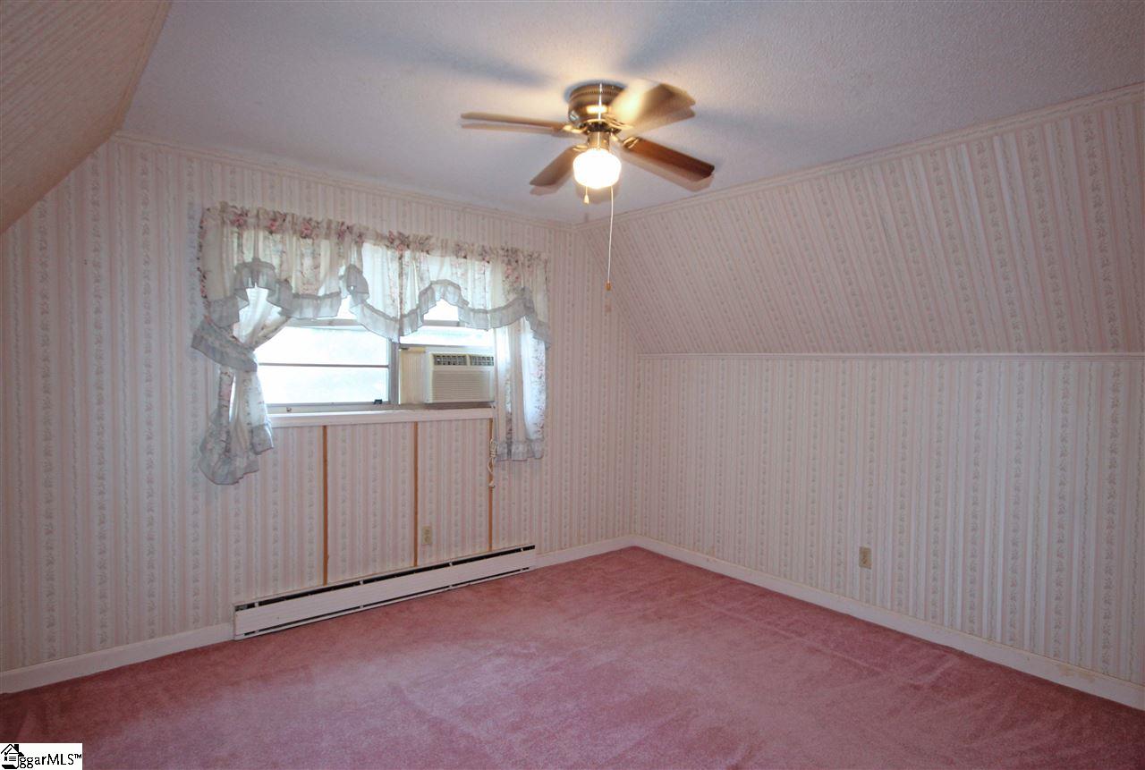 733 Tanner Road Taylors, SC 29687 - Photo 13 of 22