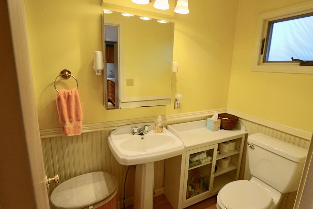 57 Bennett Road Marblehead, MA 01945 - Photo 8 of 16